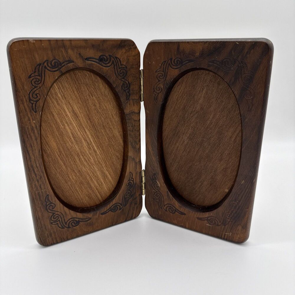 Vintage Wooden Double Picture Frame Oval Cottagecore Rustic